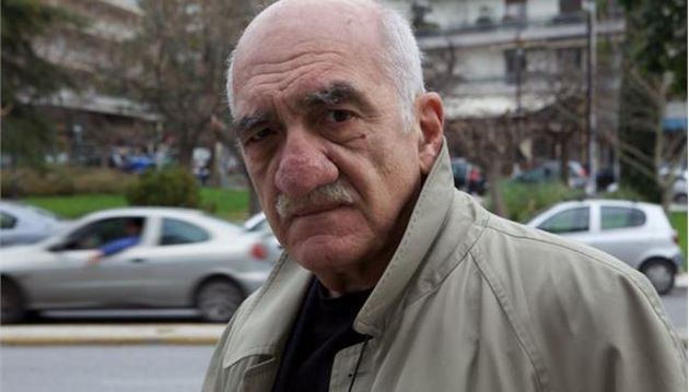 Κι όμως, συνεχίζει…