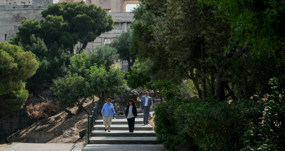 Στην Ακρόπολη η ΠτΔ, πρώτη ημέρα ανοίγματος των αρχαιολογικών χώρων