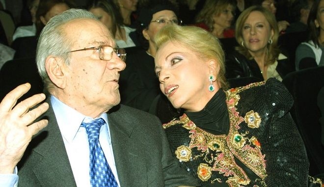 «Το θέατρο ακόμα και άδειο θα μπορούσε να ονομάζεται… Φως»