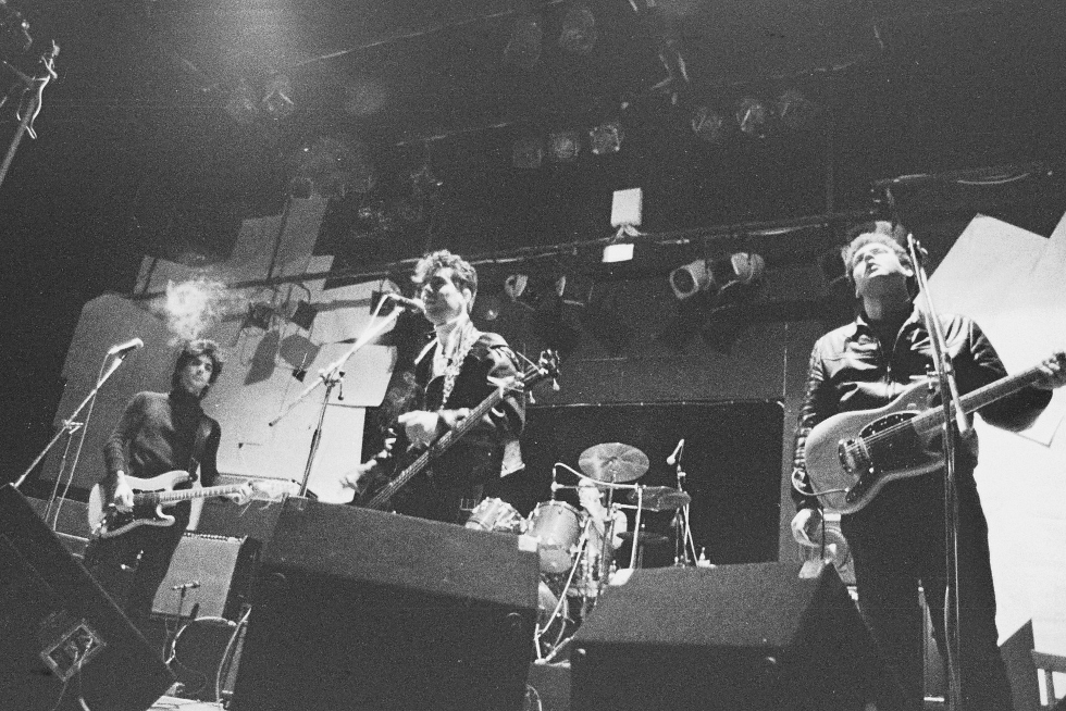 Γιάννης Αλεξίου: Το ελληνικό rock είναι ηλεκτρισμός, ταλέντο, περηφάνια