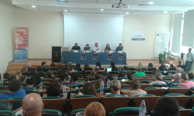 Βολές στην ηγεσία της ΕΕ και αιχμές κατά Τσίπρα