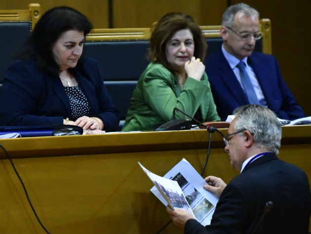 Με πολλά αυτογκόλ η υπεράσπιση των χρυσαυγιτών