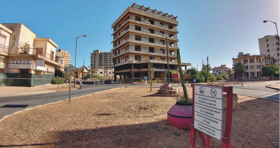 Επιστροφή στη βουβή πόλη