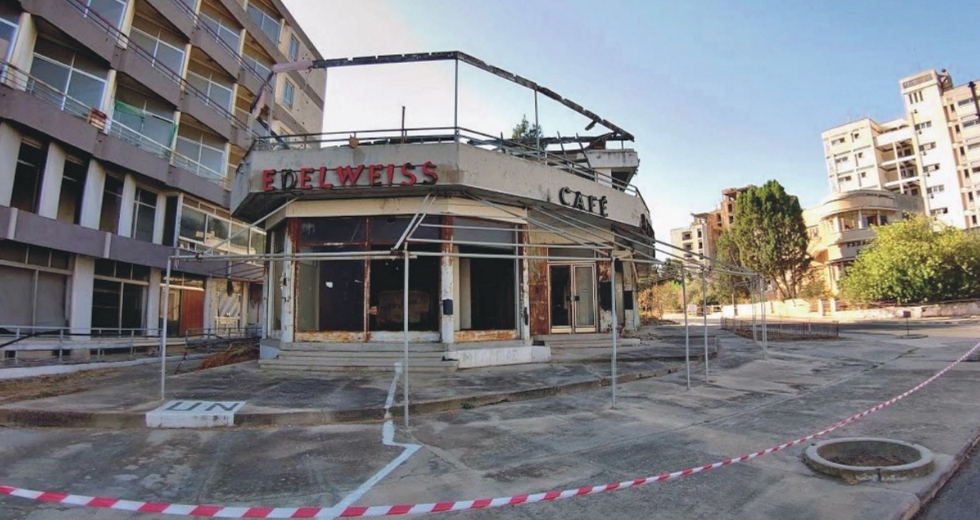 Επιστροφή στη βουβή πόλη