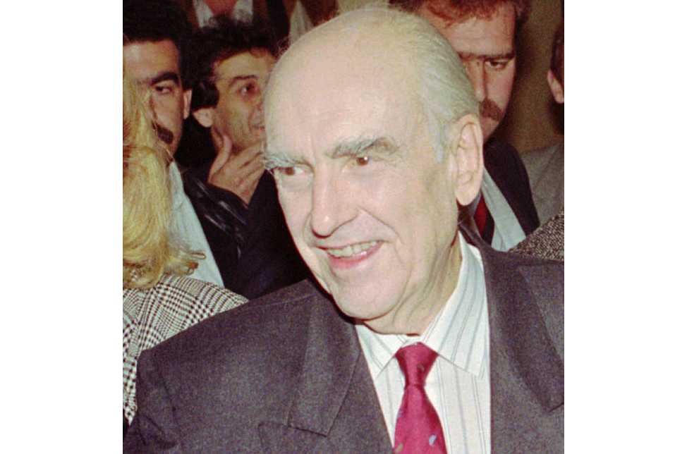 Ο Ανδρέας Παπανδρέου ψηφίζει τη Συμφωνία των Πρεσπών