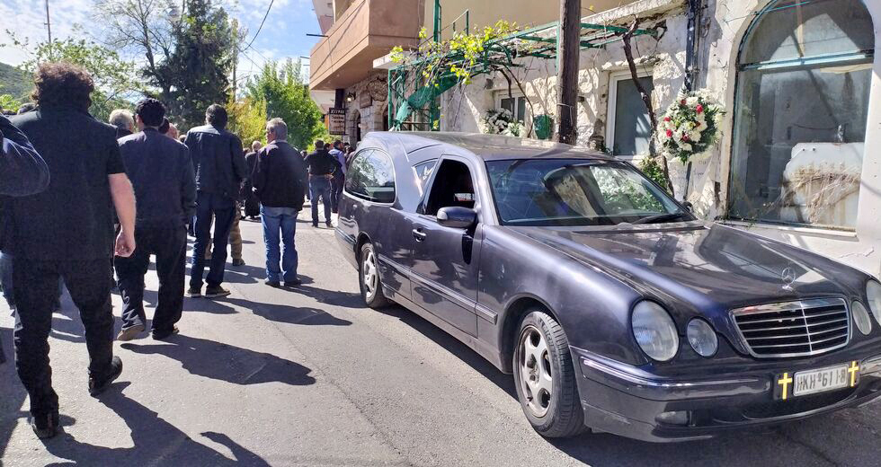 Πάγωσαν τα Ανώγεια από το διπλό φονικό