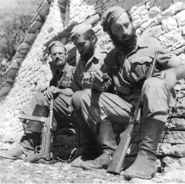 Η γαλανόλευκη βία