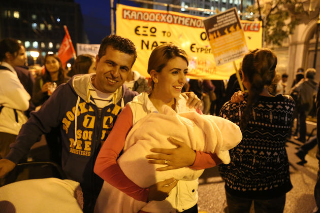 Δυναμική αντιπολεμική πορεία σε οκτώ πόλεις