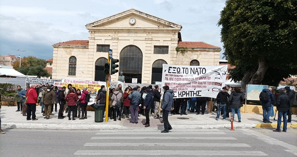 Μεγάλες αντιπολεμικές διαδηλώσεις στην Κρήτη