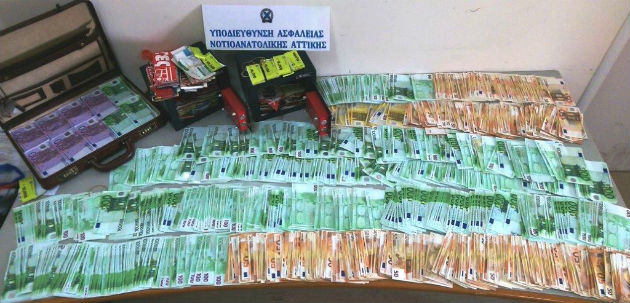 Διπλή σύλληψη για απάτη με πρόσχημα χρηματιστηριακές επενδύσεις