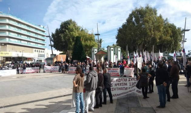 Σε απεργιακό κλοιό η Κρήτη – Δεμένα τα πλοία στα λιμάνια