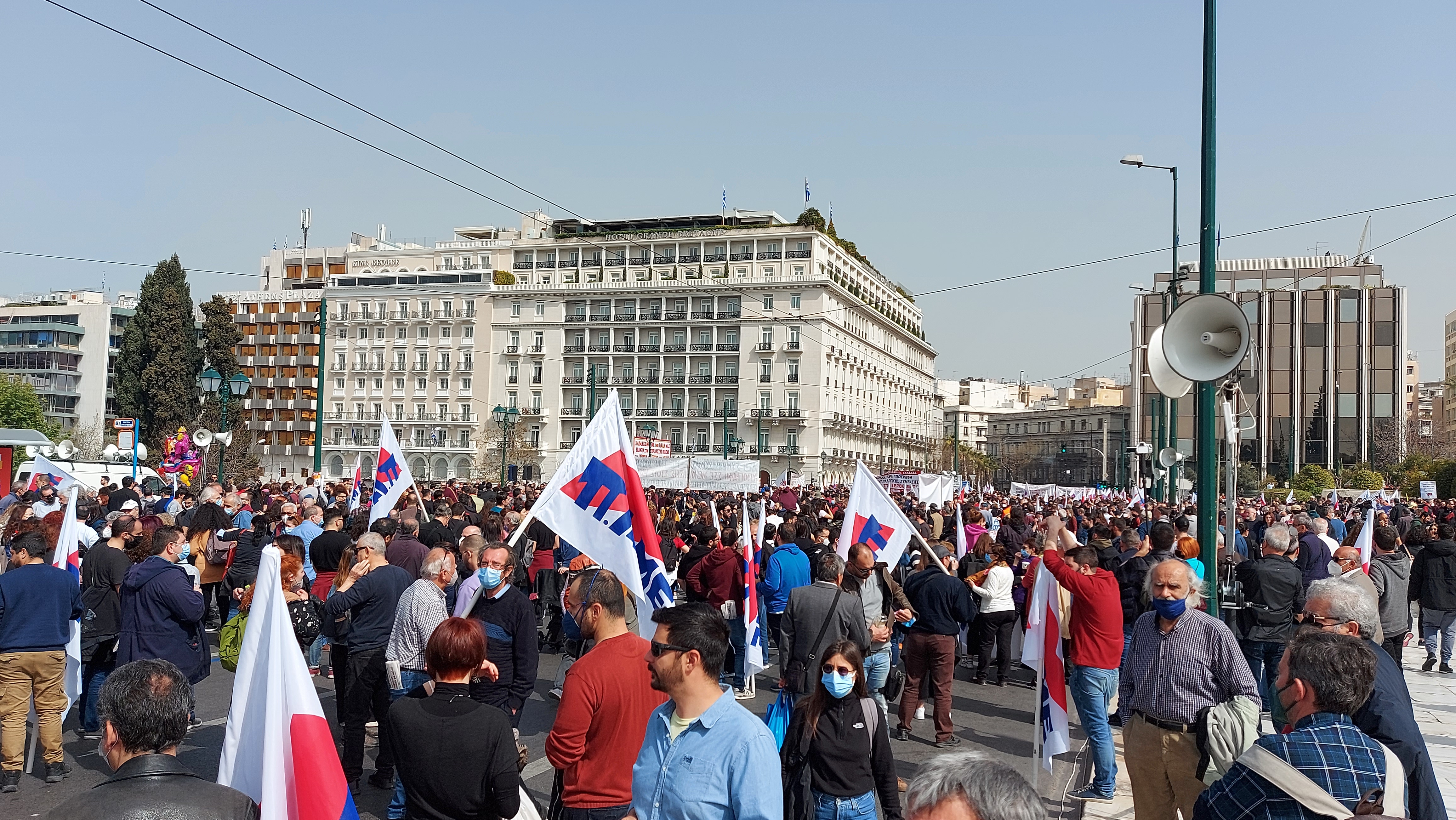 Απεργιακό «ποτάμι» στην Αθήνα κατά της ακρίβειας