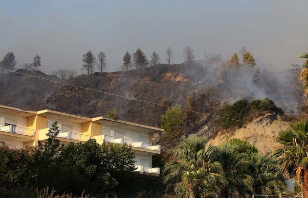 Σαν τη Χαλκιδική… αυθαίρετα δεν έχει