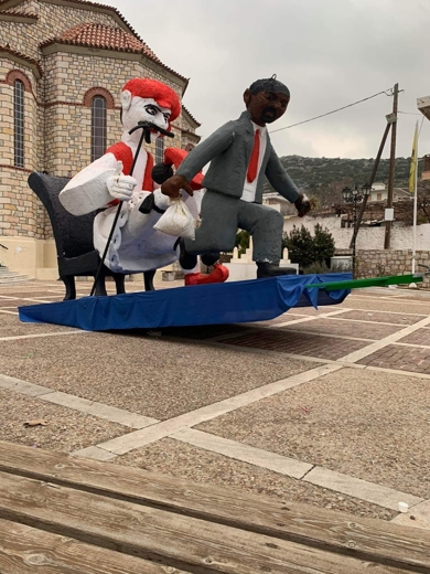 Ρατσιστικές… παραφωνίες στα καρναβάλια Τανάγρας και Ληξουρίου