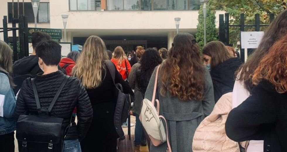 Το θέατρο του παραλόγου στη Θεσσαλονίκη