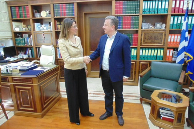 Στην Κρήτη η πρόξενος της Τουρκίας – Αντιδράσεις από τους Κούρδους