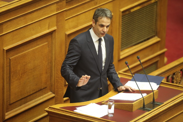 Στα άκρα Τσίπρας – Μητσοτάκης για το ασφαλιστικό