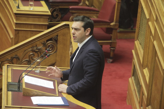 Στα άκρα Τσίπρας – Μητσοτάκης για το ασφαλιστικό