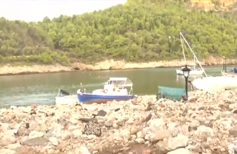 Θάφτηκε κάτω από πέτρες και λάσπη η Άσσος στην Κεφαλονιά [βίντεο]