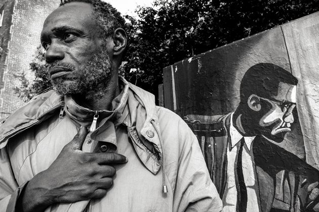 «Η Αμερική μου είναι γεμάτη από ειρωνεία και αδιαφορία»