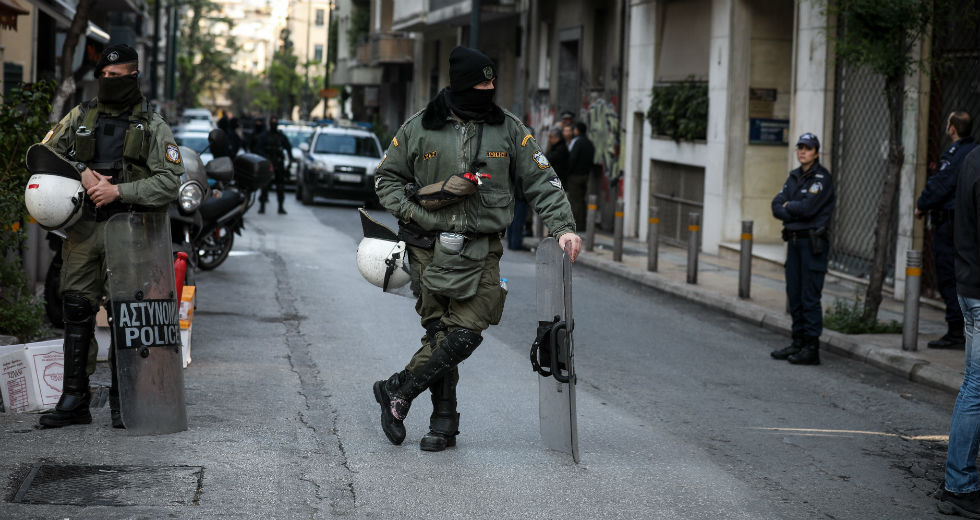 Νέα επιχείρηση εκκένωσης κτιρίων στα Εξάρχεια