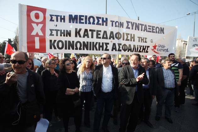 Πρωτοφανή αστυνομικά μέτρα έξω από το Χίλτον
