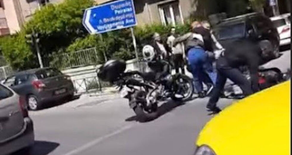 «Και λιμουζίνα με συνοδεία υπήρξε και χτύπησαν τον μοτοσικλετιστή»