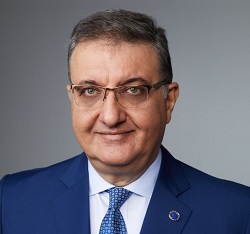 Τσακίζουν το δικαίωμα στη δωρεάν περίθαλψη