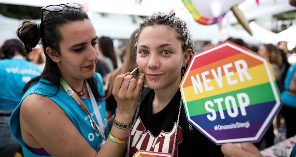 Σε ρυθμούς Athens Pride η Αθήνα