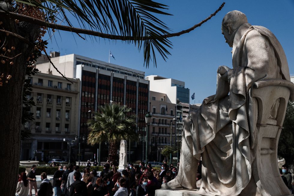 Κινητοποιήσεις φοιτητών σε Αθήνα-Θεσσαλονίκη μετά το όργιο αστυνομικής βίας