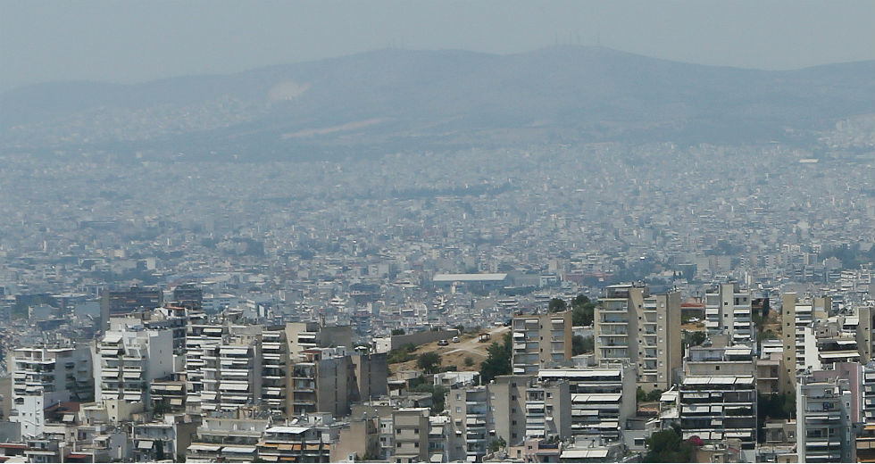 Κόλαση φωτιάς κατακαίει παρθένο πευκοδάσος στην Εύβοια