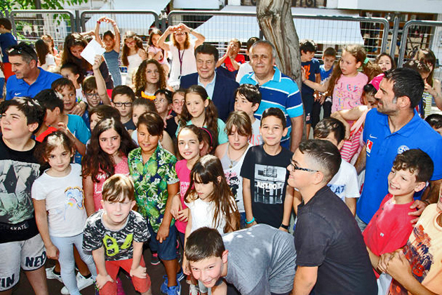 Απνοια και απόγνωση στο «τριφύλλι»
