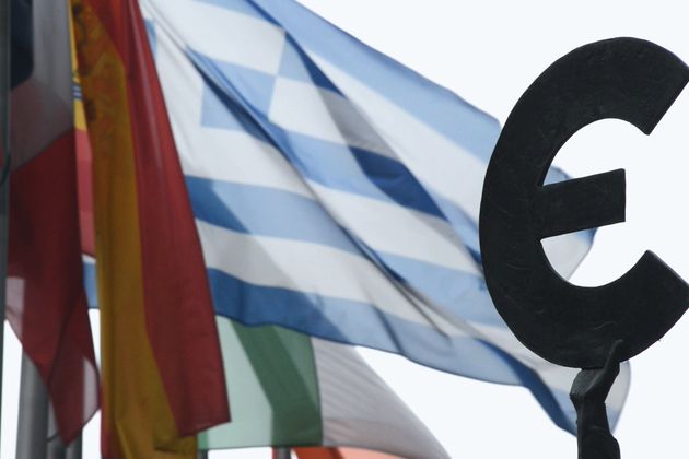 Η Ε.Ε. πιέζει υπερχρεωμένες χώρες να ιδιωτικοποιήσουν το νερό τους