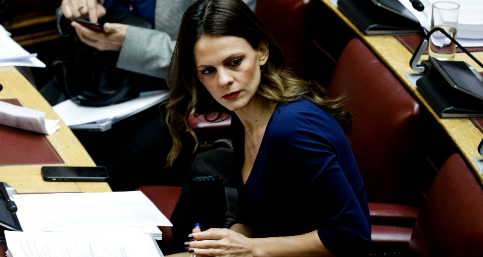 Δεν απαντά επί της ουσίας στην «απάτη με τις ψηφιακές συντάξεις» ο Βρούτσης