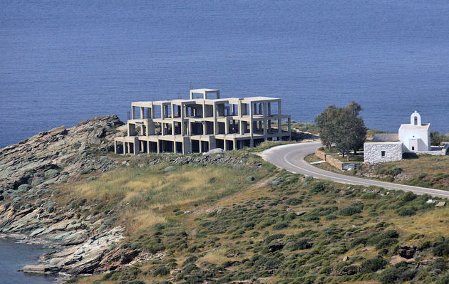 Υποχρεωτική «ταυτότητα» για όλα τα ακίνητα