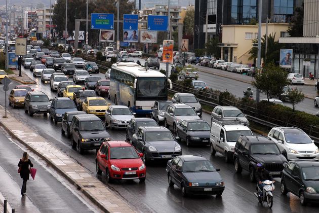 Φέρτε προαπαιτούμενα για τα 2 δισ.