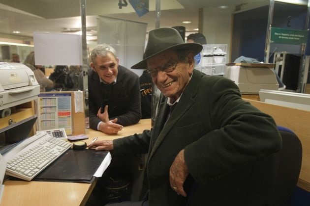 Γράμματα εναντίον emails