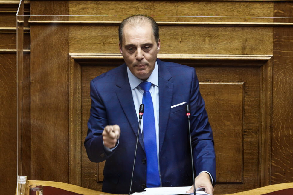 Τσίπρας: «Μία είναι η λύση στο αδιέξοδο. Να παραιτηθείτε»