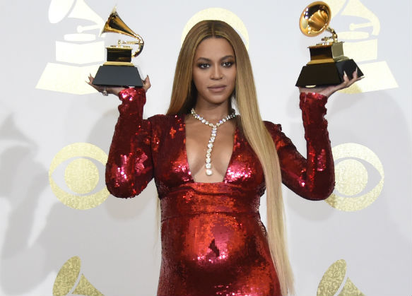 Grammy στον Μπόουι μετά θάνατον