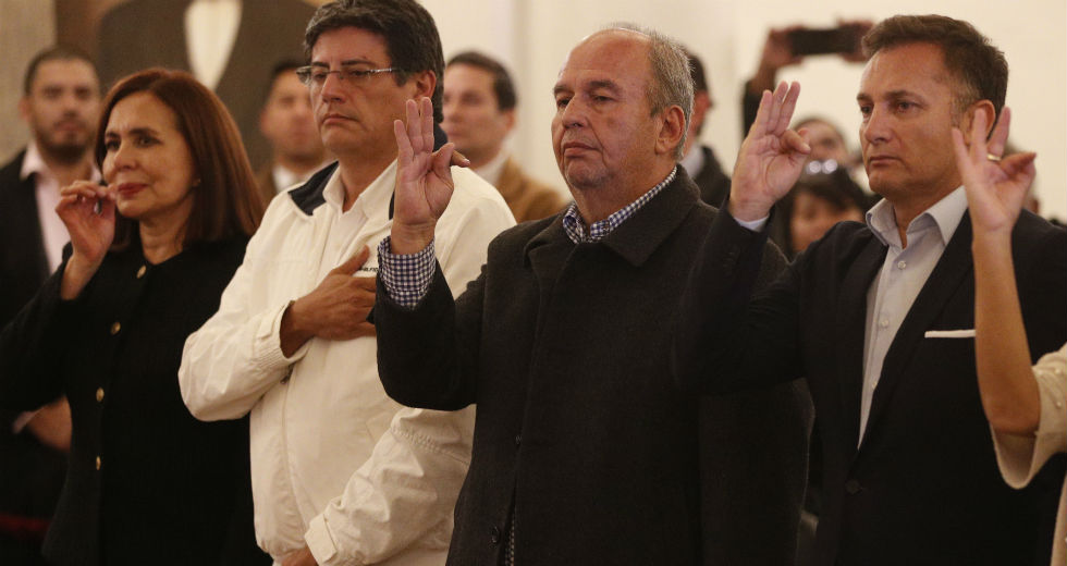Συμφωνία για νέες εκλογές στη Βολιβία – Χωρίς Μοράλες, διαμηνύει η Ανιές