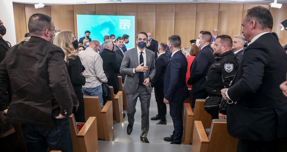 Εντός φιέστα, εκτός οργή κι επί τα αυτά η κοροϊδία