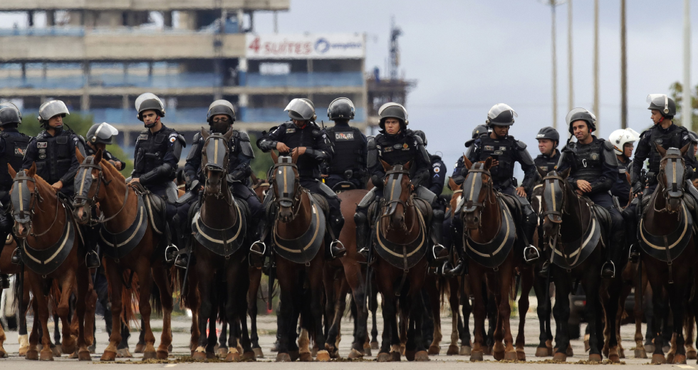 Στα ίχνη των διοργανωτών της εισβολής σε κυβερνητικά κτίρια της Βραζιλίας