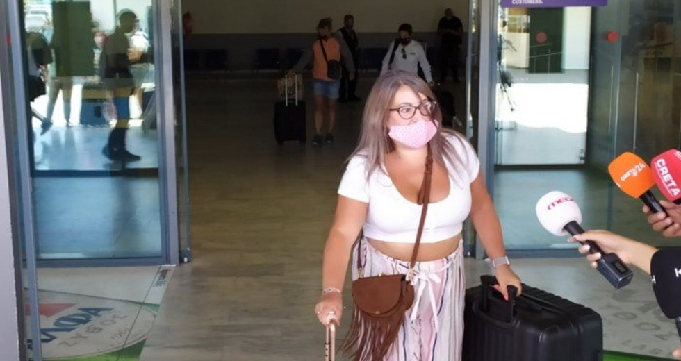 Έφτασαν οι πρώτοι Βρετανοί τουρίστες στην Κρήτη