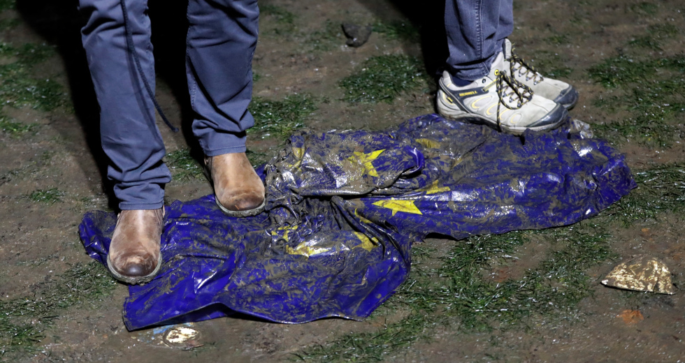 Πάρτι, συνθήματα και σημαίες στις εορταστικές εκδηλώσεις για το Brexit