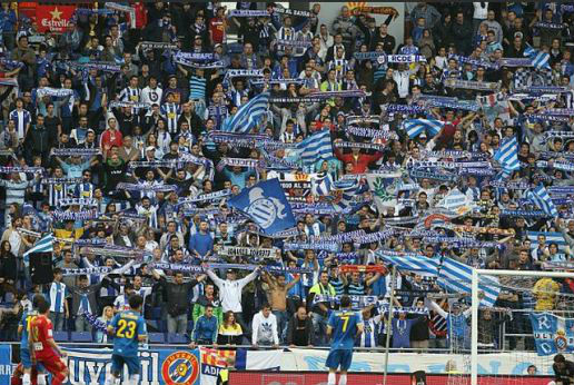 Το ποτάμι πνίγει τους ultras