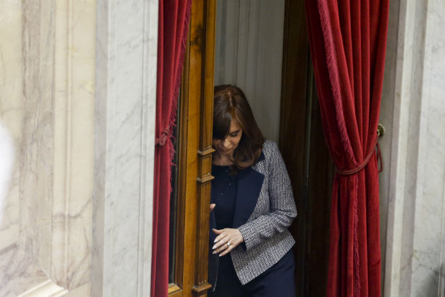 Έφοδος της αστυνομίας σε διαμέρισμα της πρώην προέδρου της Αργεντινής