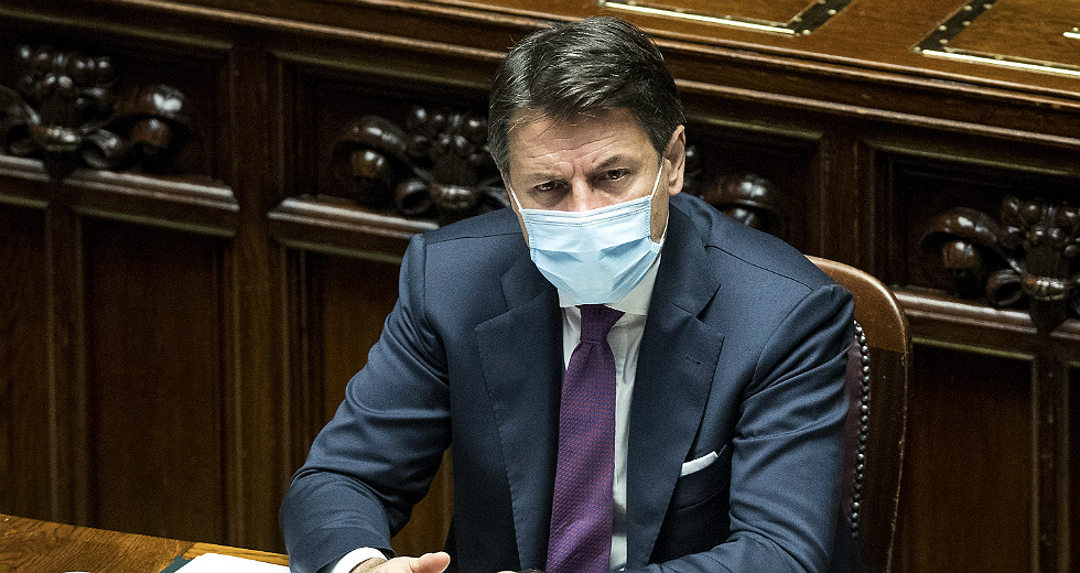 Ένα βήμα πριν το lockdown η Ιταλία που υιοθετεί πιο αυστηρά μέτρα