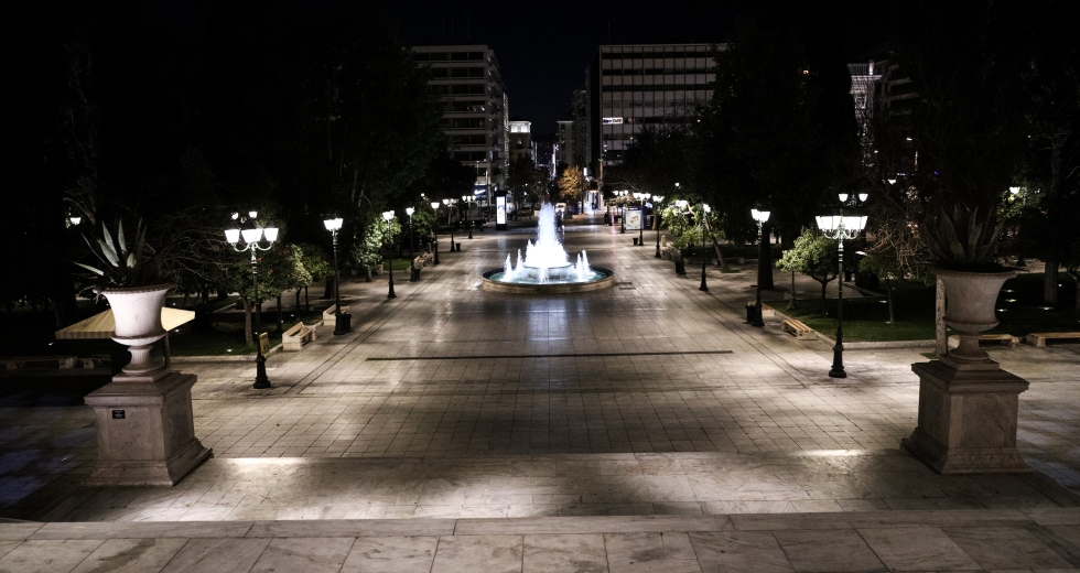 «Νεκρή» πόλη η Αθήνα μετά τις 6 το απόγευμα