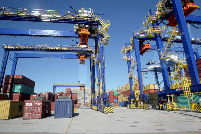 Ετοιμάζει τη νέα προβλήτα η Cosco