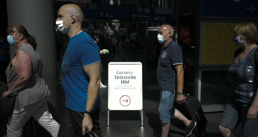 Ολοταχώς για τους 775.000 θανάτους παγκοσμίως από τον νέο κορονοϊό